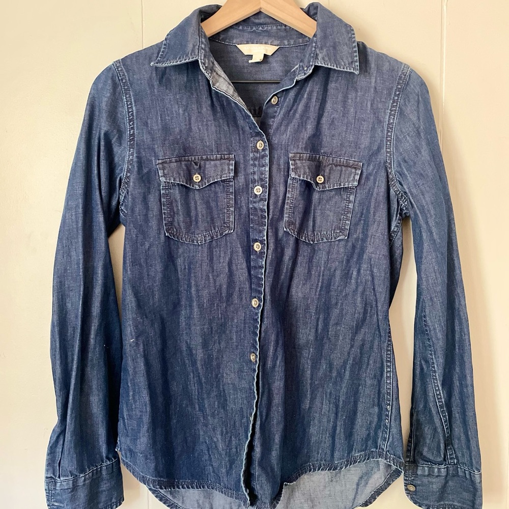 Banana republic soft wash denim button down